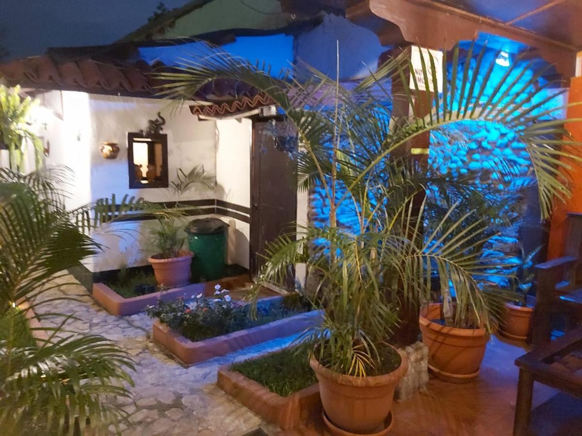 Hotel San Judas Tadeo Garden Antigua Bagian luar foto