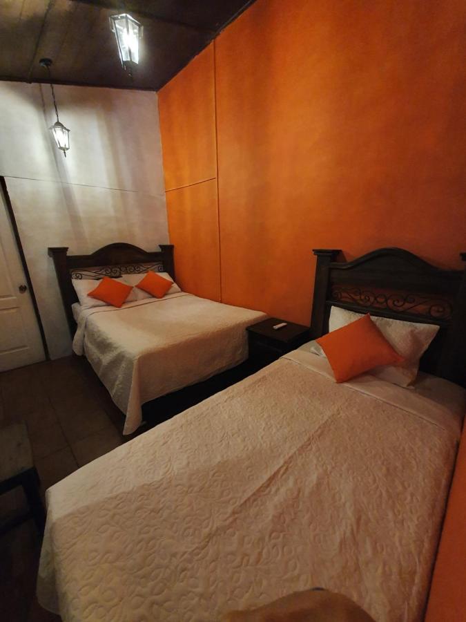 Hotel San Judas Tadeo Garden Antigua Bagian luar foto